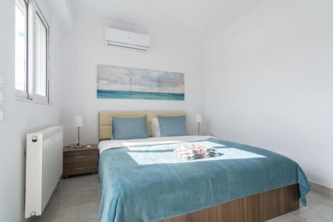 New Spacious Apartment Located In ピレウス エクステリア 写真